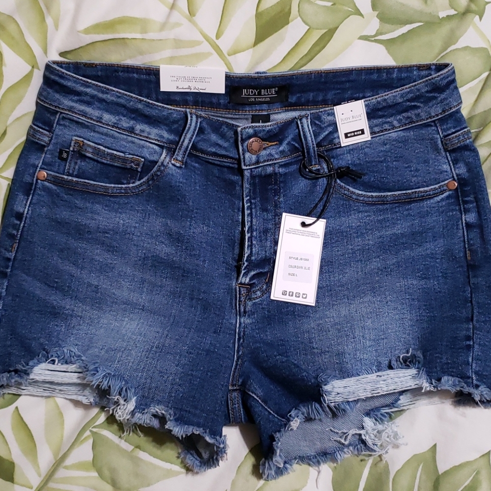 Judy Blue denim shorts
